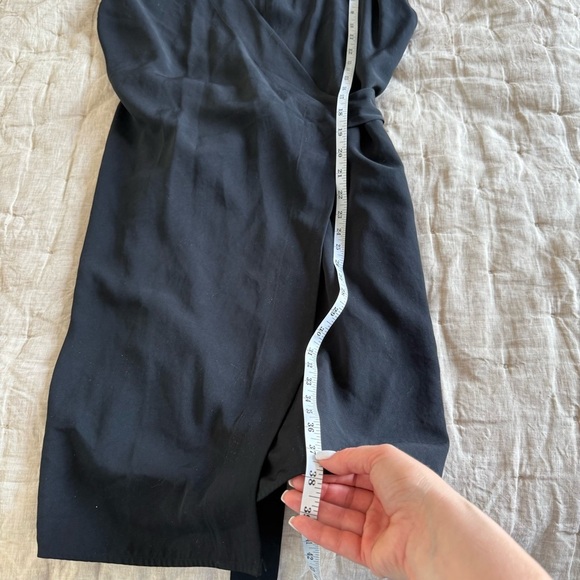 Everlane The Japanese GoWeave Short-Sleeve Black Mini Wrap Dress size 10 - Picture 7 of 9